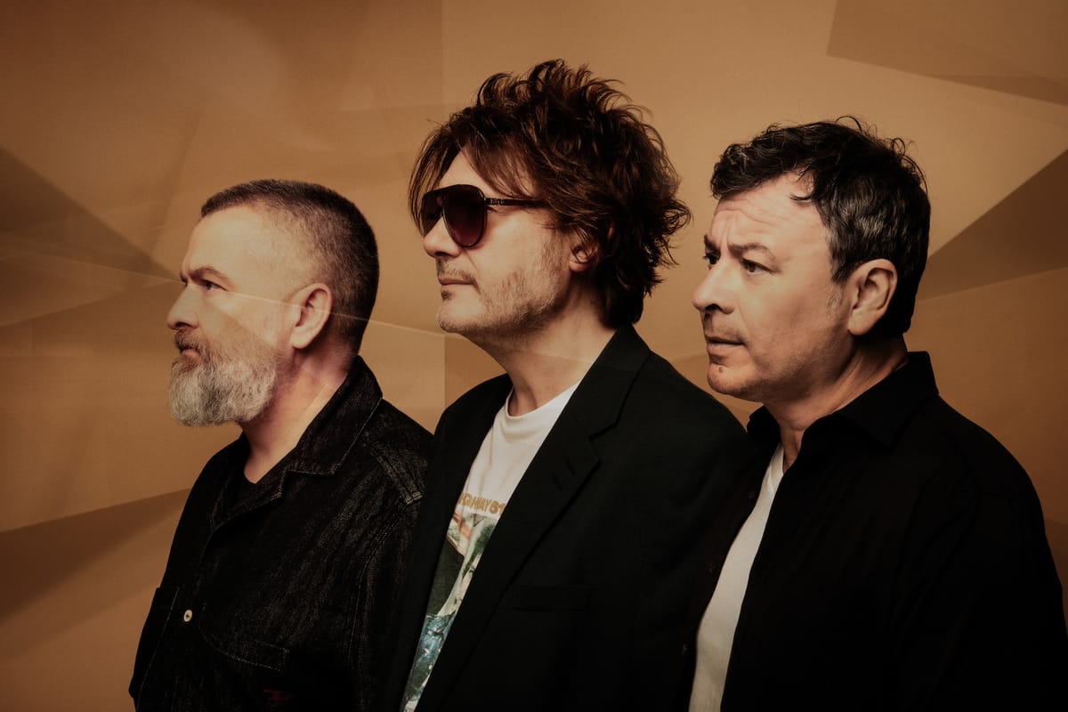 Manic Street Preachers return with new single "Decline & Fall" from upcoming 15th album