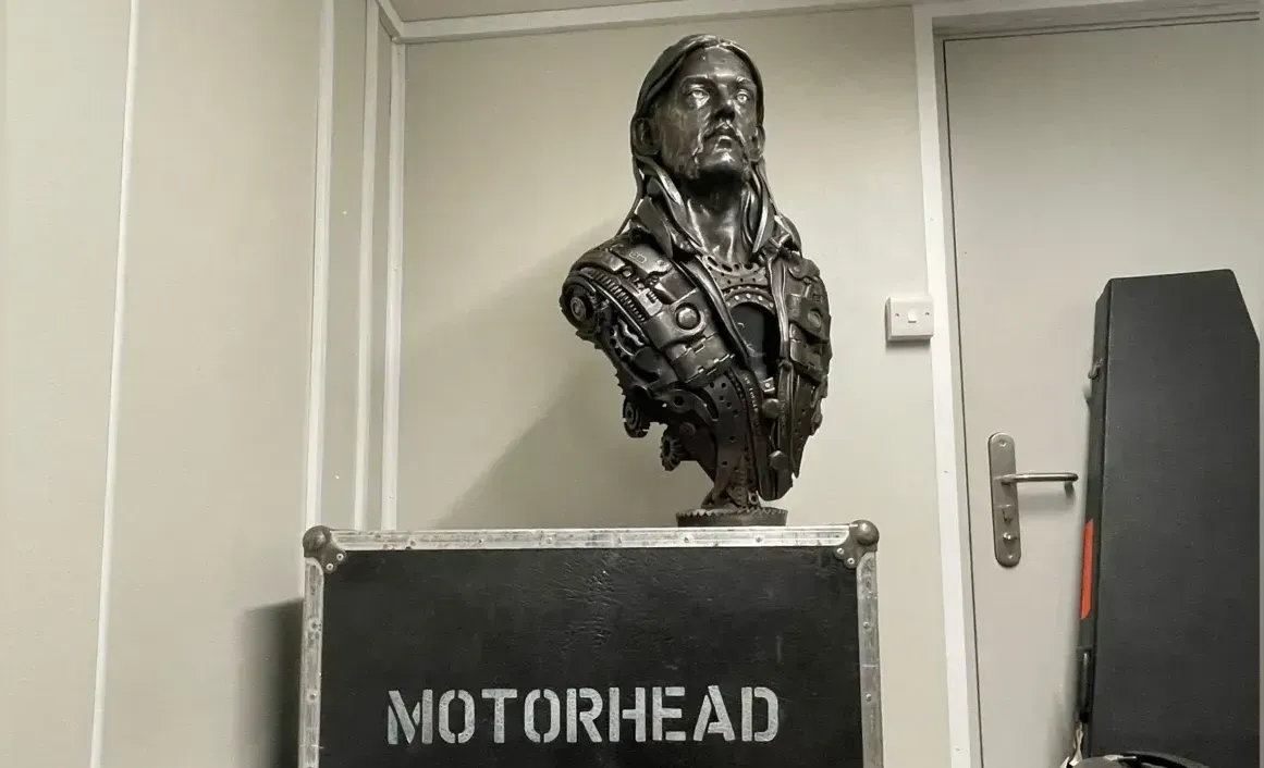 Lemmy's ashes embedded in bust at Bloodstock Festival