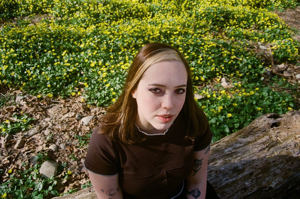 Soccer Mommy drops new single "Driver", announces world tour