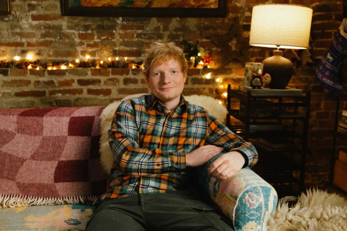 Ed Sheeran releases new Christmas song "Under the Tree"