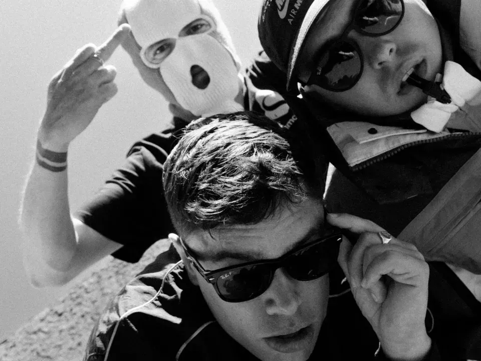 Kneecap address Mo Chara’s terrorism charges in new song “No Comment”