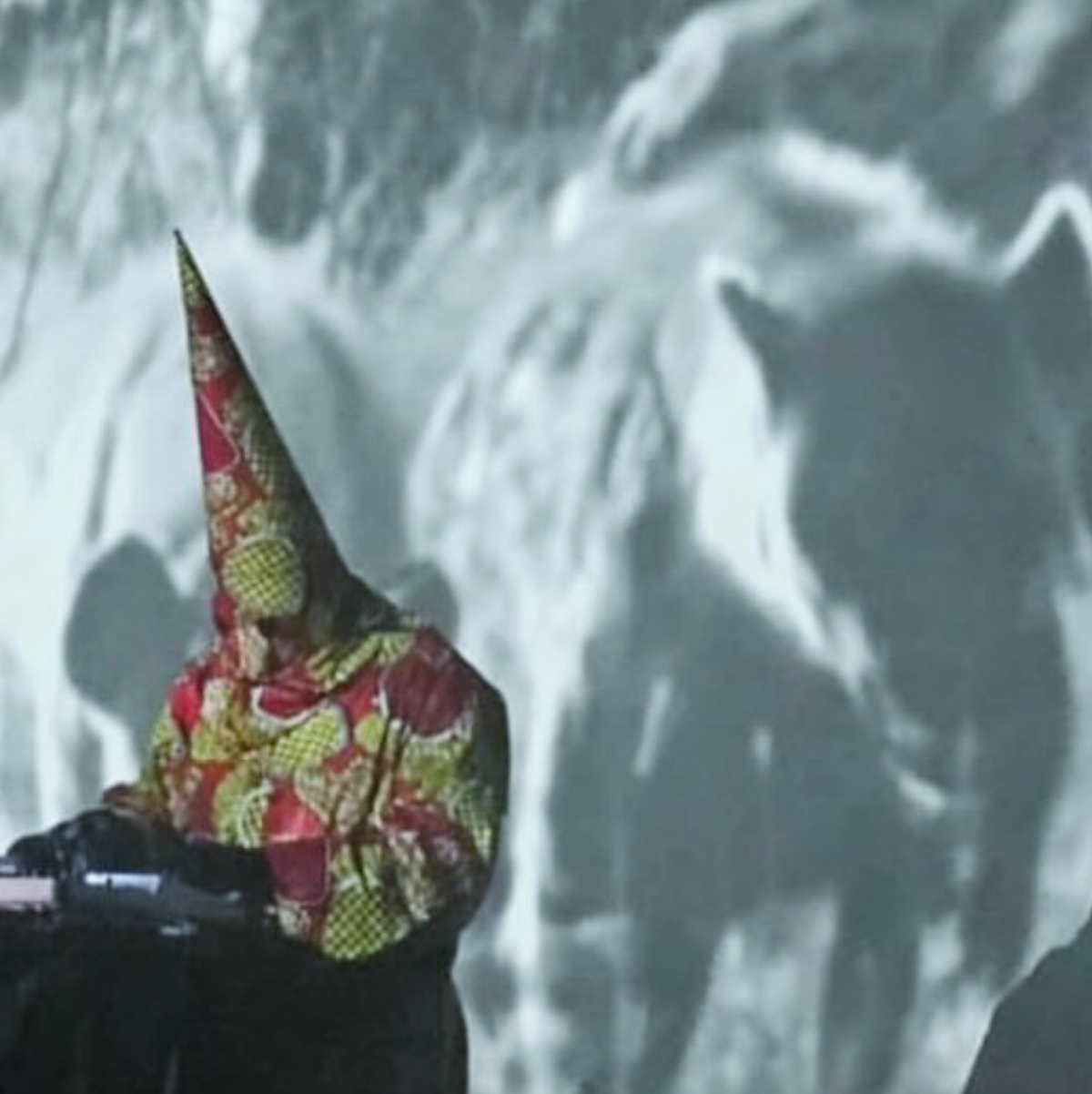 Xiu Xiu expose African Imperial Wizard for secretly being white