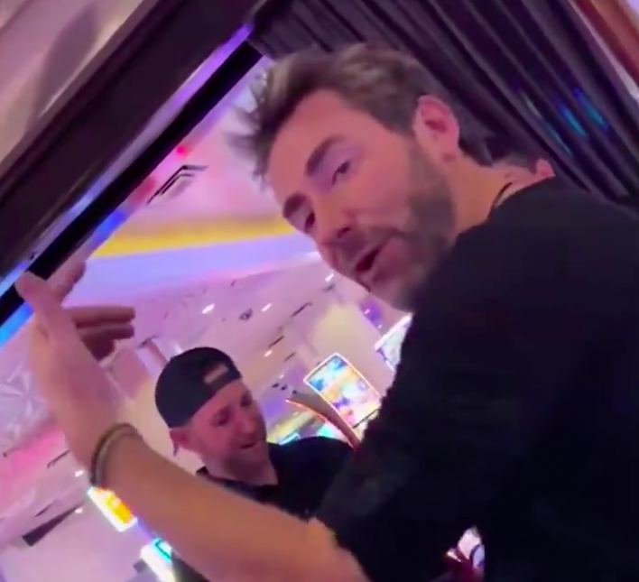 Watch Chad Kroeger deliver "Rockstar" rendition against his will