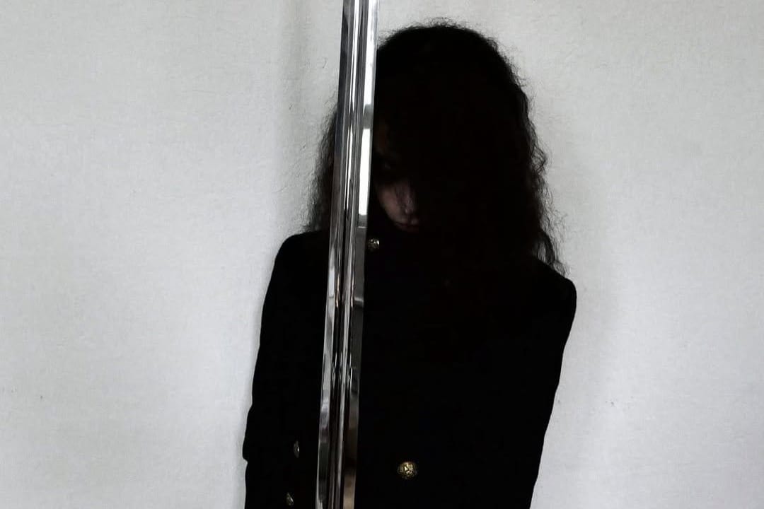 Bladee drops "Love Is A State / Eyelash" singles