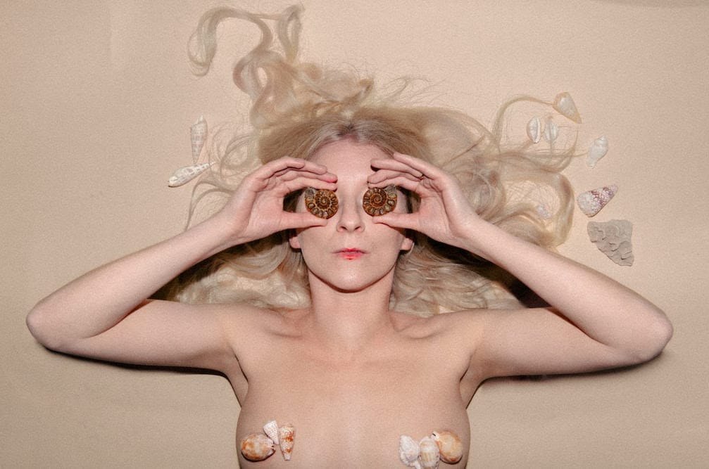 ionnalee brings a 15-year project out of hiding with a new three-part album series ‘MOUTH OF A RIVER’