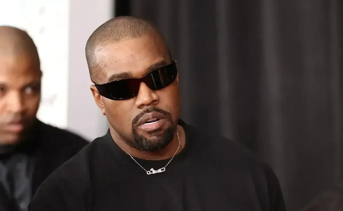 ‘Bully’ debuts at No. 1 according to gamma., deluxe album announced; Lauryn Hill records vocals for Ye