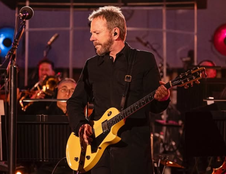 Kiefer Sutherland cancels US leg of tour after 'very low ticket sales'