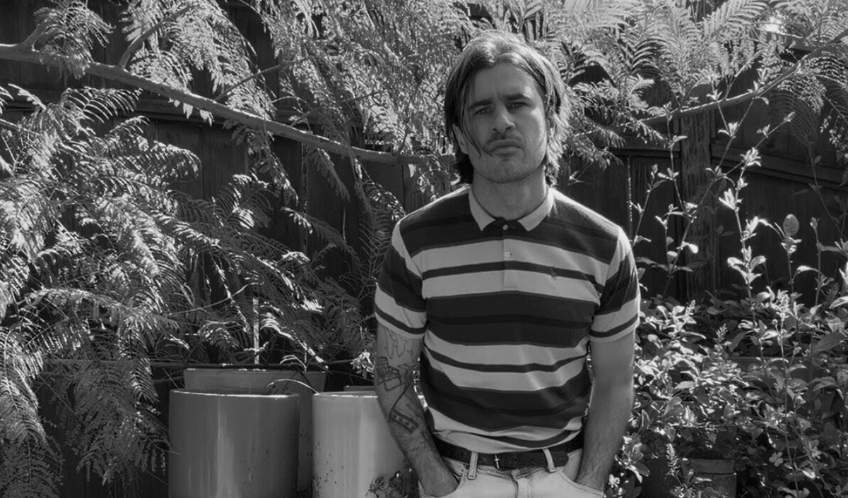 Petey USA returns to bedroom indie-pop on new single “Kiss The City”