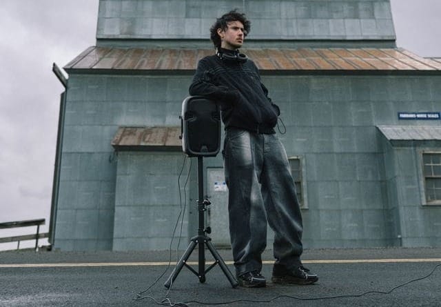 Quadeca releases new single "Dark Magic"