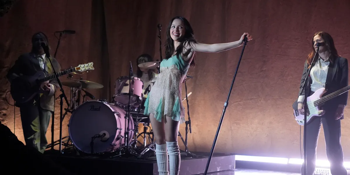 Olivia Rodrigo debuts new song, parodies 'Driver's License' during SNL appearance