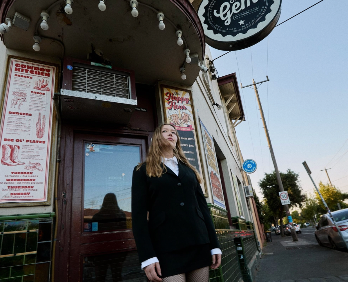 Julia Jacklin shares new single "I Wish"