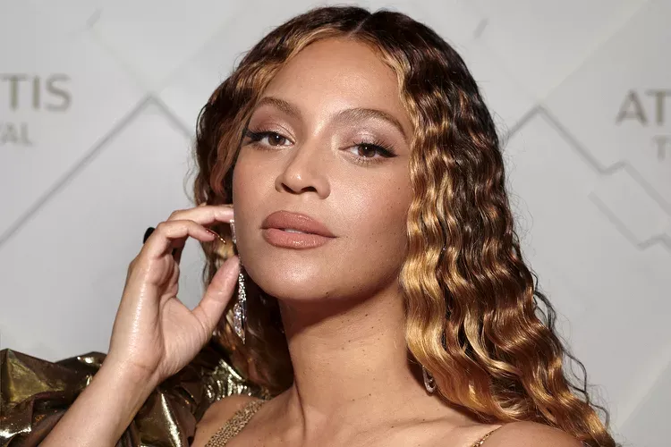 Beyoncé pledges $1 million to help Colombia recover from devastating earthquake