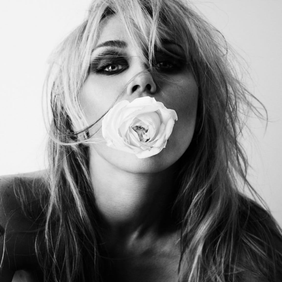 Miley announces new album 'Bass Persuades'
