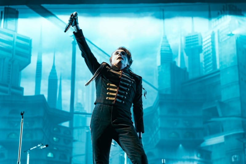 Gerard Way says My Chemical Romance fans "deserve another record"
