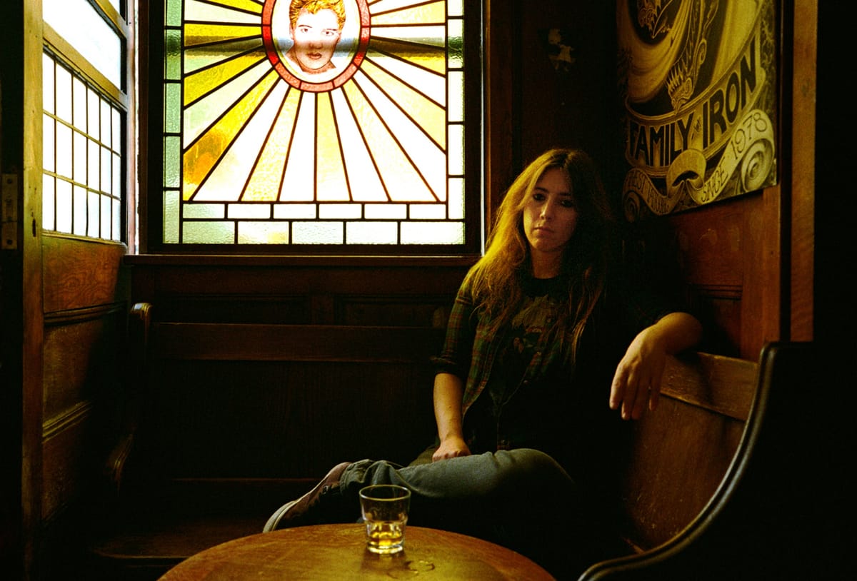 Gwenifer Raymond signs to Fat Possum and shares new song "Bird Songs for Atomic Skies"
