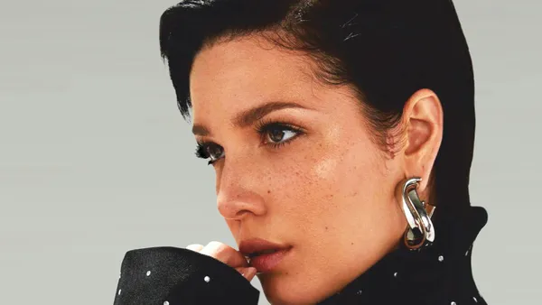 Halsey releases new single, "Lonely is the Muse"