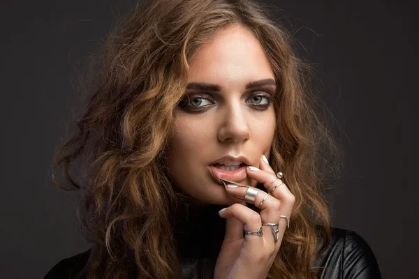 Tove Lo celebrates 10 years of 'Queen of the Clouds' with rarities and bonus tracks