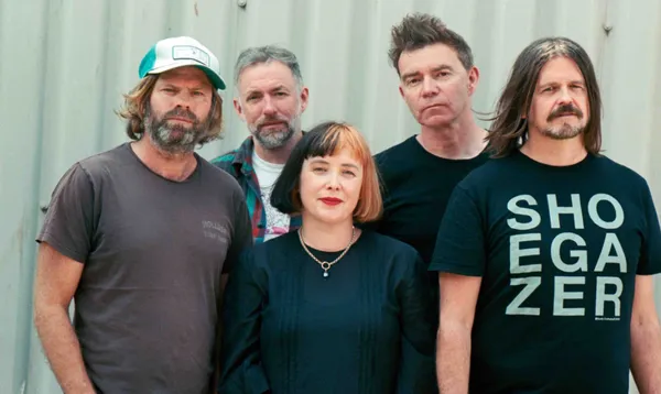 Slowdive is dropping two reworked versions of "kisses" from Grouper and Daniel Avery