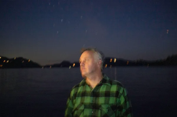 Mount Eerie unveils new song "Non-Metaphorical Decolonization", announces tour