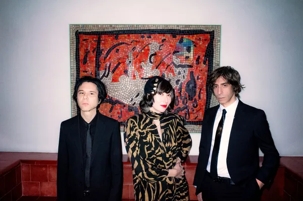 Yeah Yeah Yeahs announce career-spanning "intimate theater" tour