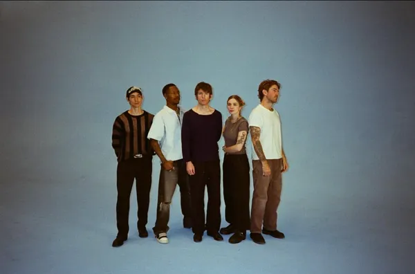 Turnstile unveil "SEEIN' STARS" and "BIRDS", along with double music video