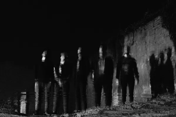 Noise Trail Immersion release new single 'Finzione'