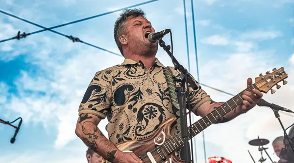 Modest Mouse play new tracks “Dogbed/Sheetrock” live in Boise