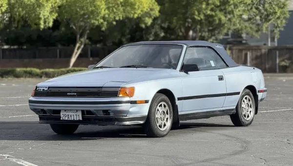 Jello Biafra auctioning 1989 Toyota Celica GT to benefit record label