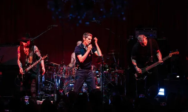 Jane's Addiction and singer Perry Farrell release statements to confirm closure after breakup