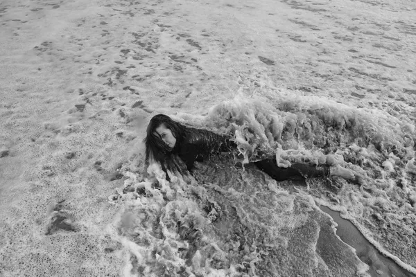 Featured image for Mirah returns with 'Dedication', first new album in 7 years