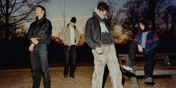 Model/Actriz surprise drop 'Swan Songs' EP