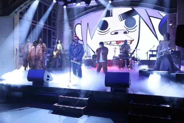 Gorillaz did "Clint Eastwood" for their SNL debut 25 years after its release