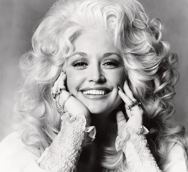 Dolly Parton set to be honored at 2027 DOLLYFEST in Nashville and London