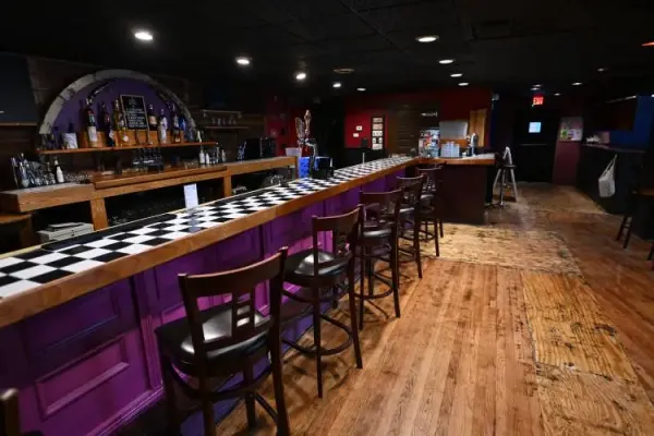 "Covid-conscious" lesbian bar in western MA seeking new management after closure threat