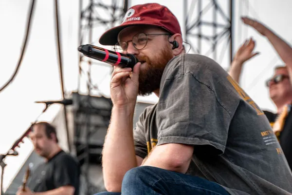 Dan Campbell announces 2027 solo tour