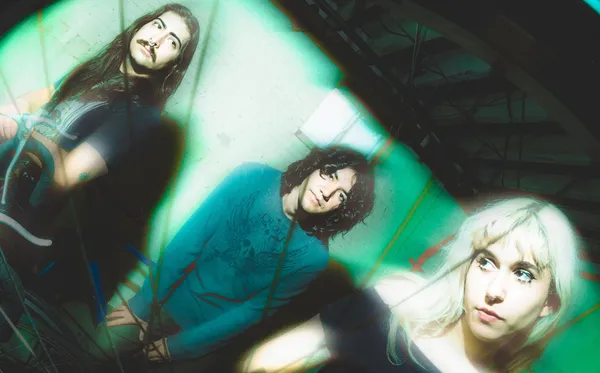 Deux Visages release new dreampop single "Pixelate"